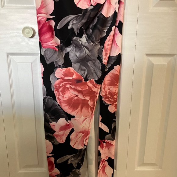 Le Chateau Floral Plunging Neck Gown - Black Floral - Picture 2 of 5